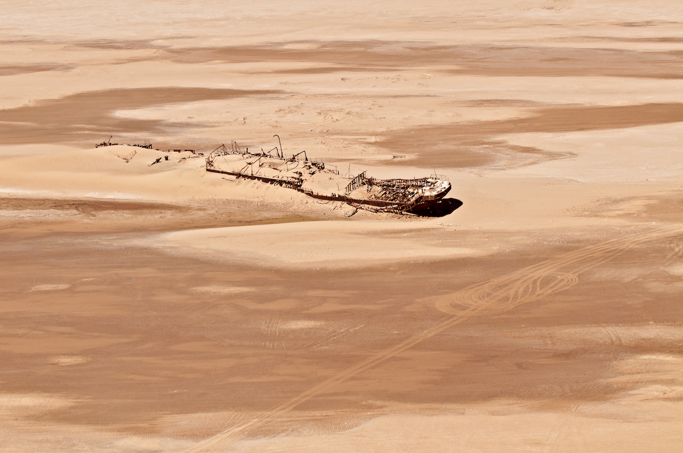 Eduard Bohlen scheepswrak Skeleton Coast, Namibië