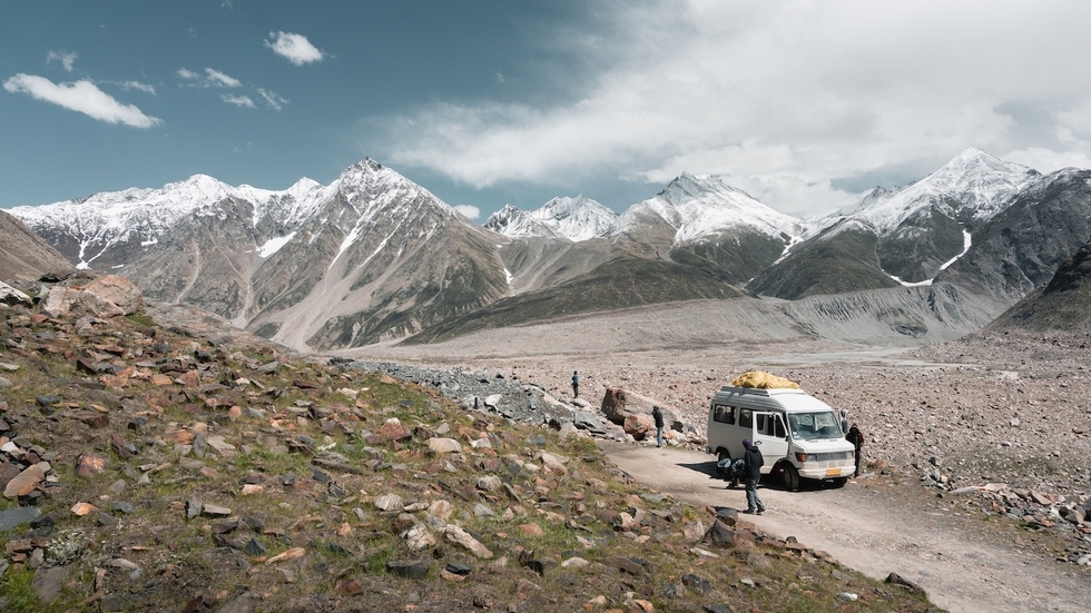Quinten maakte een roadtrip naar Mongolië: “We hebben zo’n 11 lekke banden gehad.”