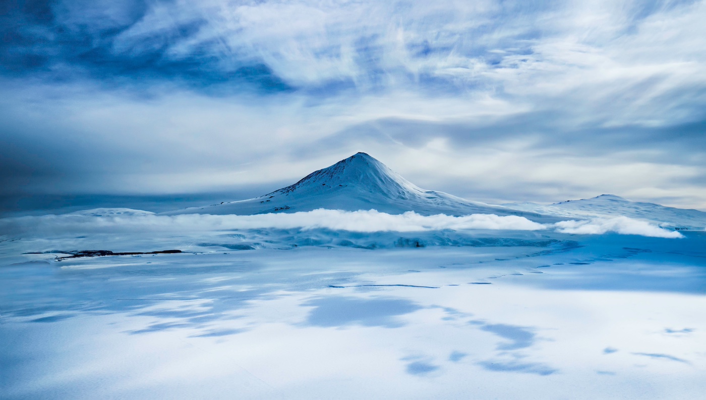 Mount Erebus in Antarctica spuwt 5000 euro aan goud per dag in de lucht