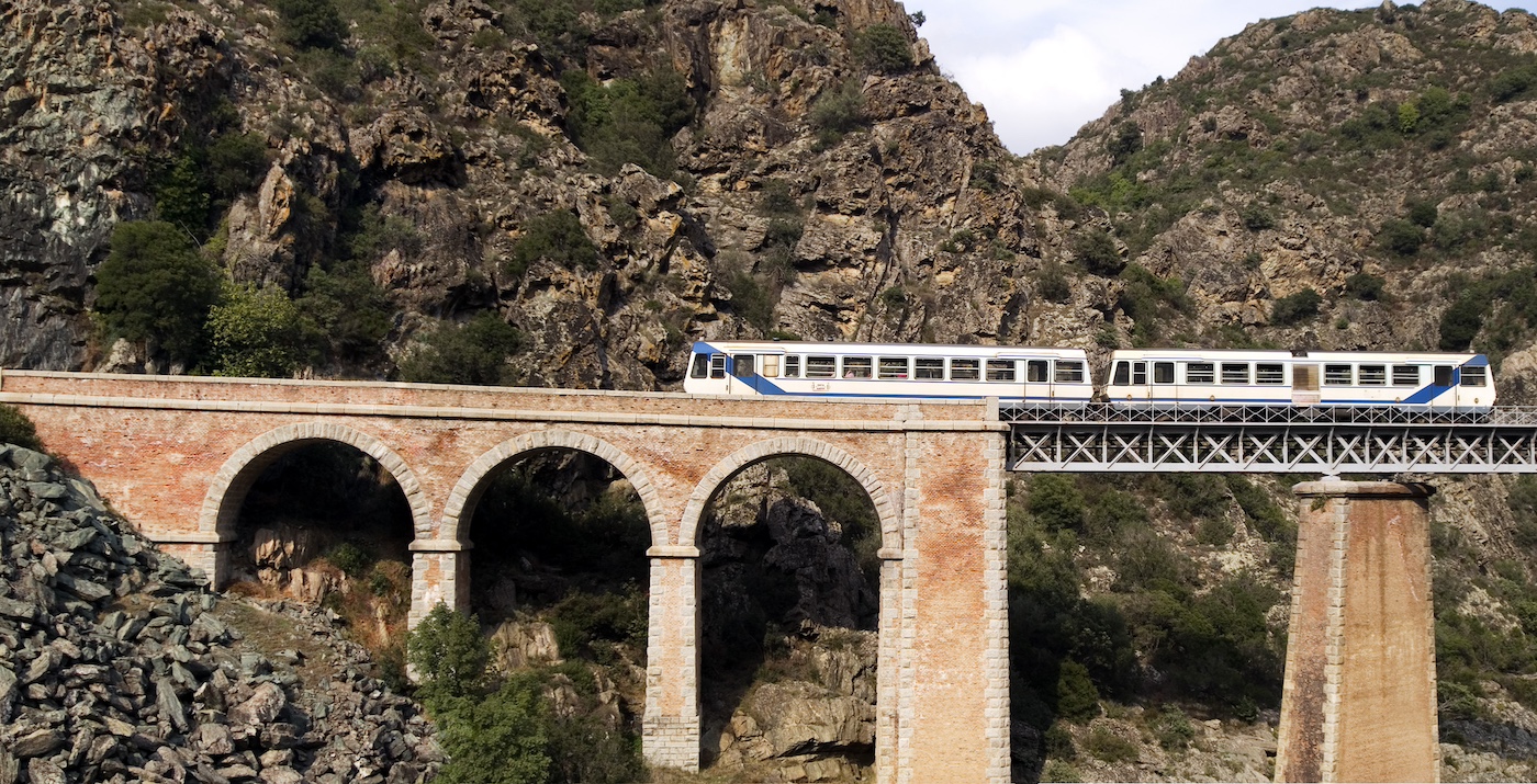 Trinicellu op brug Corsica Frankrijk eiland Middellandse zee